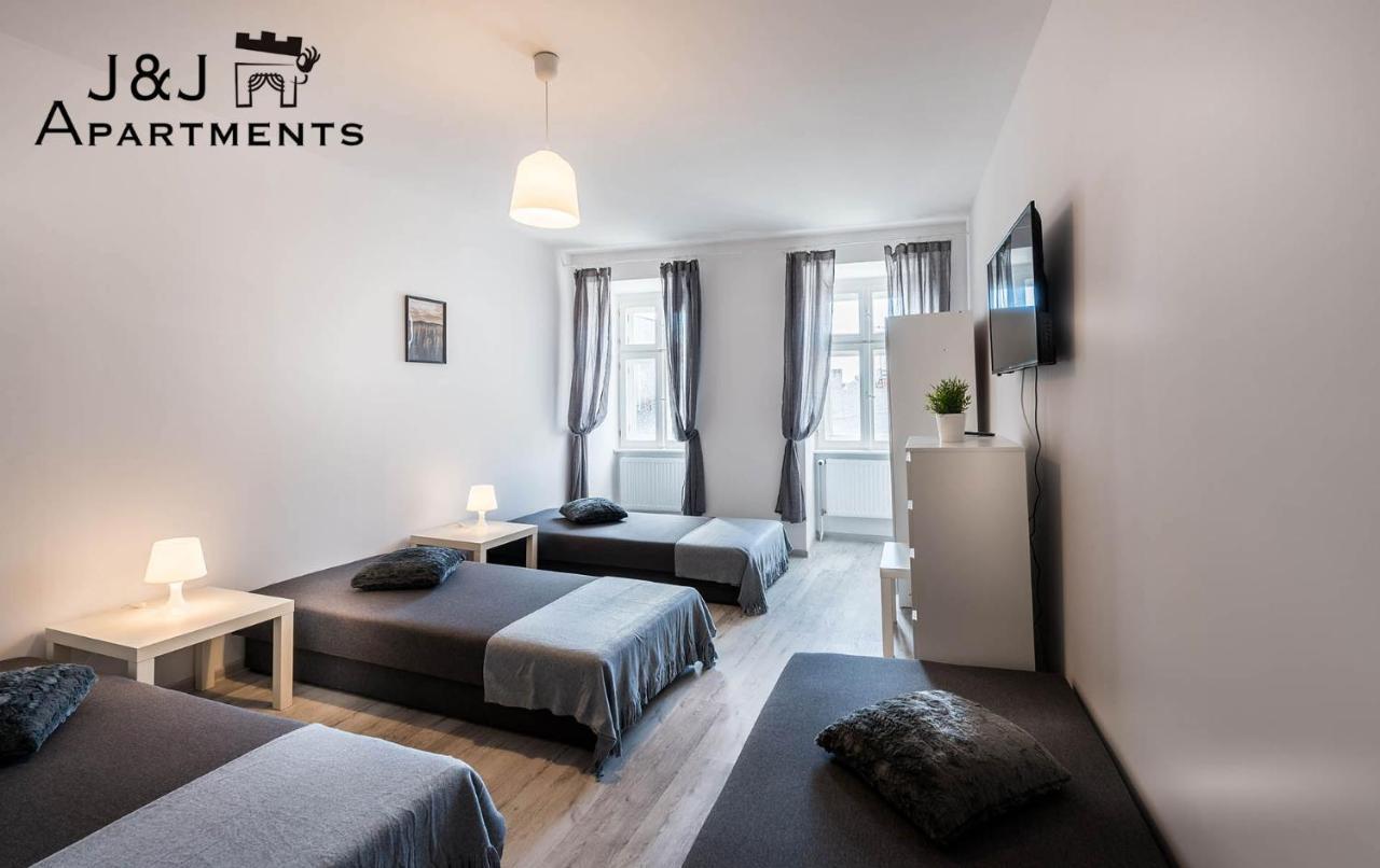 J&J Apartments Lazienna 30 - 12 Торунь Экстерьер фото