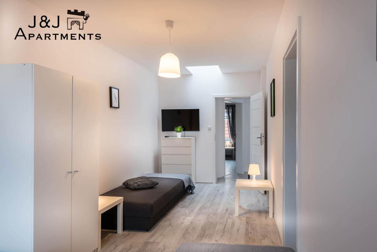 J&J Apartments Lazienna 30 - 12 Торунь Экстерьер фото