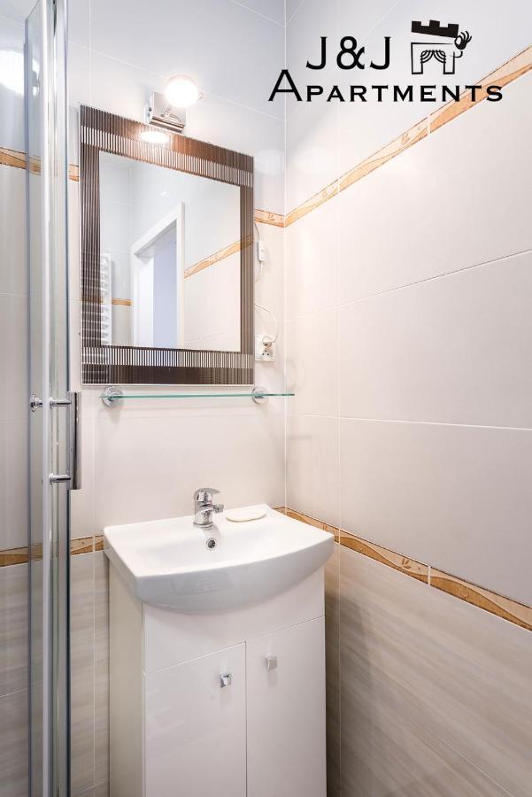 J&J Apartments Lazienna 30 - 12 Торунь Экстерьер фото
