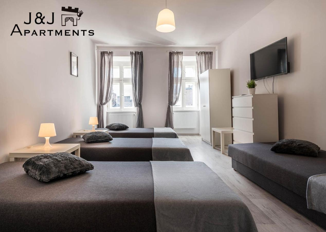 J&J Apartments Lazienna 30 - 12 Торунь Экстерьер фото