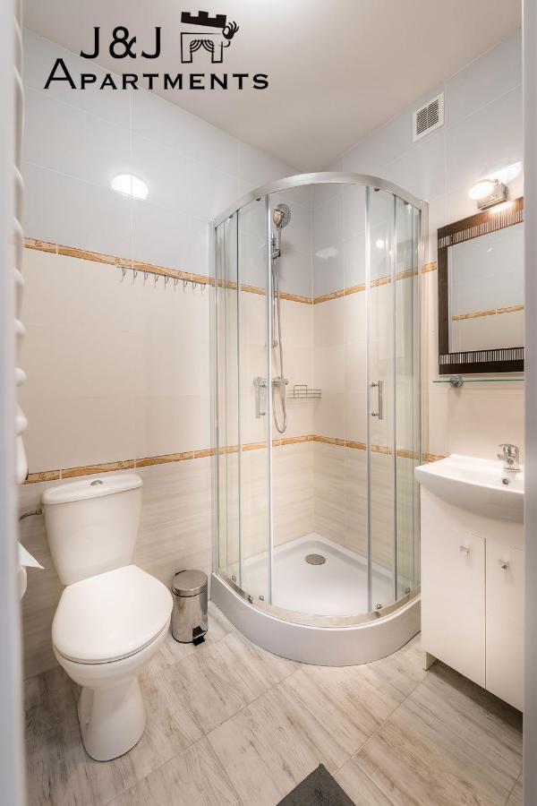J&J Apartments Lazienna 30 - 12 Торунь Экстерьер фото